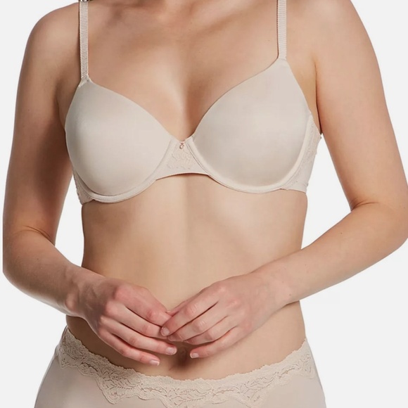 Le Mystere Lace Allure Soft Contour Bra Size 36E NWT softshell - Picture 4 of 4
